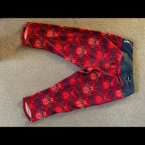 Zella Cropped Leggings size M